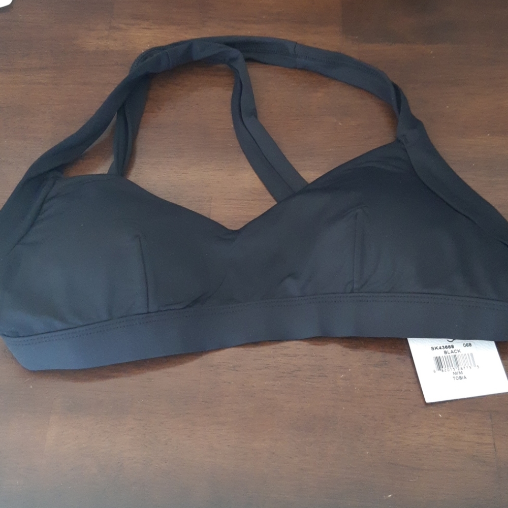 Nwt Skye swimwear bikini top, cost 59 usd